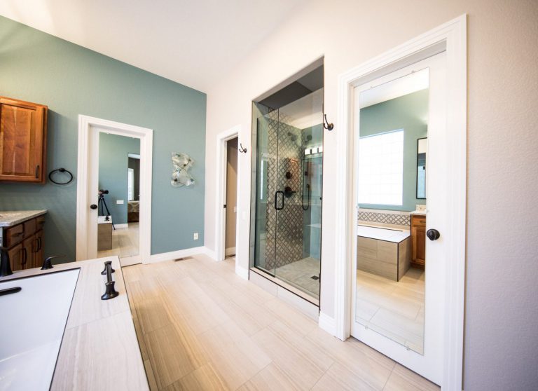 Bathtub Refinishing Chicago, IL & Tile Reglazing Chicago ...