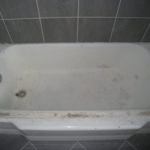 bathtub-restoration-chicago-tub-and-tile-reglazing-chicago