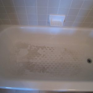 bathtub-restoration-chicago-tub-resurfacing-chicago
